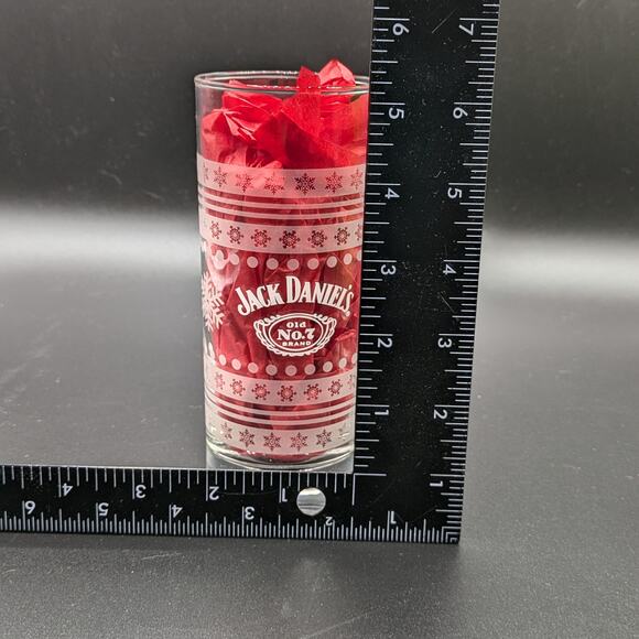 Jack Daniels Highball Glasses Set of 2 Snowflake Sweater Etched 10oz 6" Holiday - Picture 3 of 5